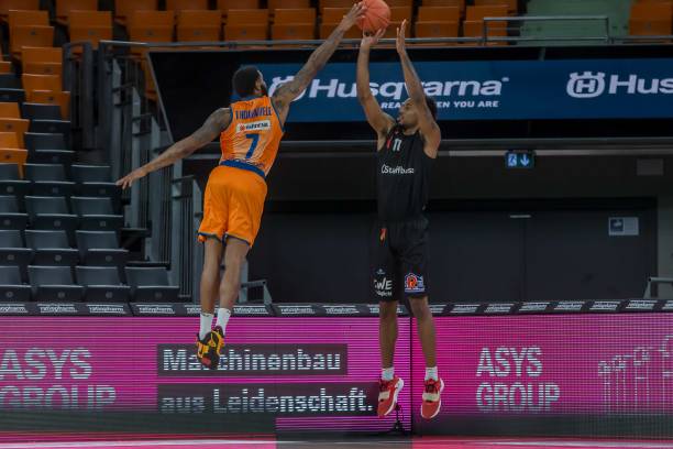 对于阿尔特 对于阿尔特