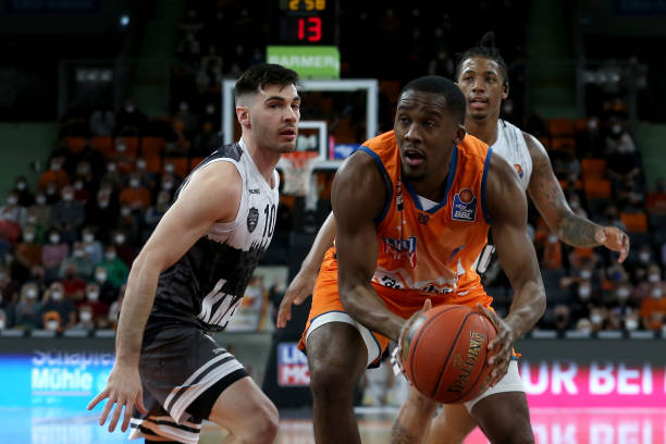 大球员在追 大球员在追