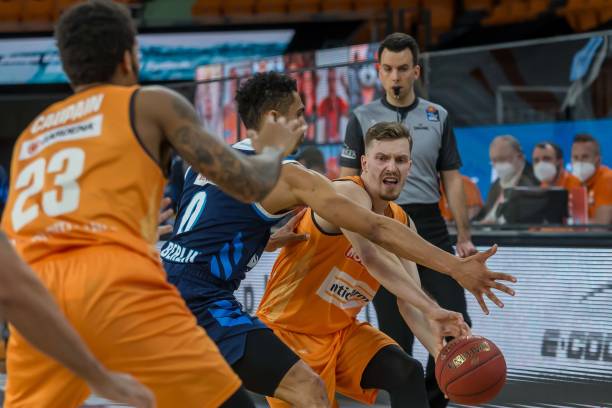 守的稳定性 守的稳定性